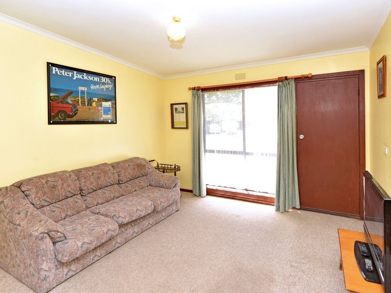 Photo - 66 Lake View Crescent, St Leonards VIC 3223 - Image 4