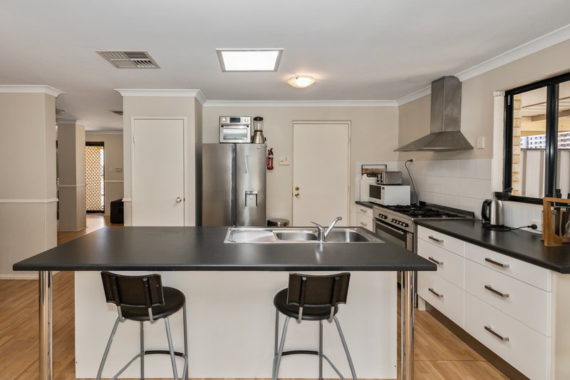 Photo - 66 Lithgow Drive, Clarkson WA 6030 - Image 4