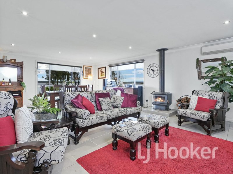 Photo - 66 Loralyn Avenue, St Georges Basin NSW 2540 - Image 5