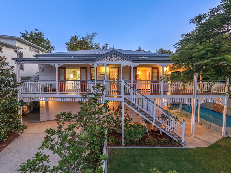 Photo - 66 Main Avenue, Bardon QLD 4065 - Image 1