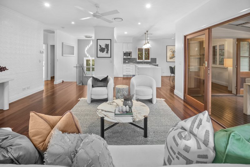 Photo - 66 Main Avenue, Bardon QLD 4065 - Image 7