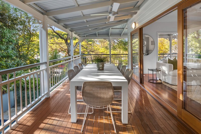 Photo - 66 Main Avenue, Bardon QLD 4065 - Image 10