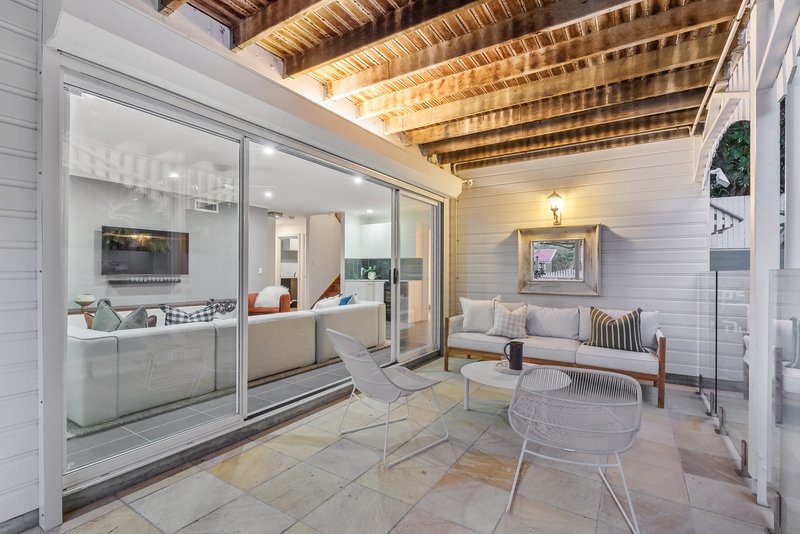Photo - 66 Main Avenue, Bardon QLD 4065 - Image 24