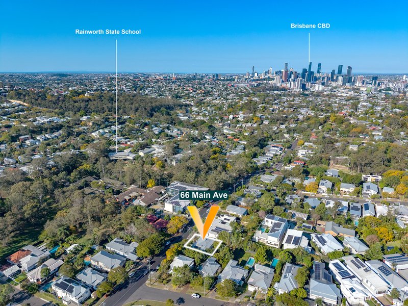 Photo - 66 Main Avenue, Bardon QLD 4065 - Image 29