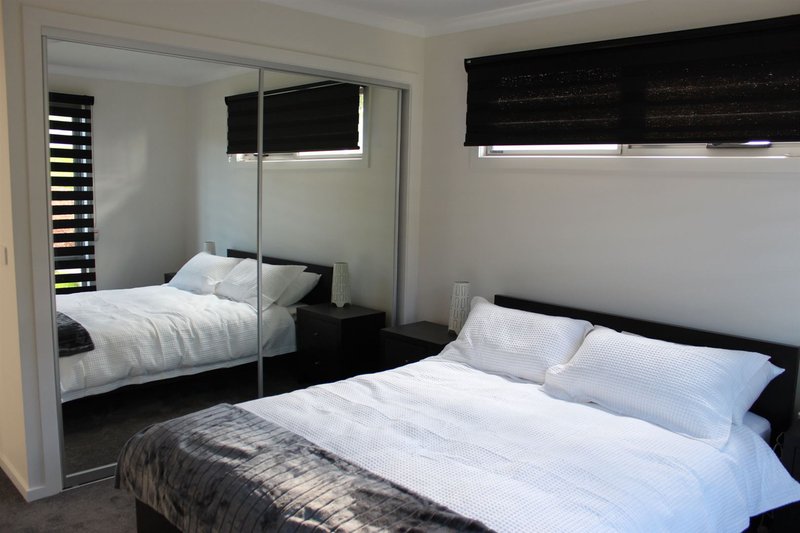 Photo - 66 Malunna Road, Lindisfarne TAS 7015 - Image 6