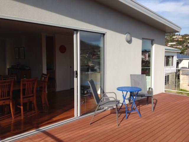 Photo - 66 Malunna Road, Lindisfarne TAS 7015 - Image 15