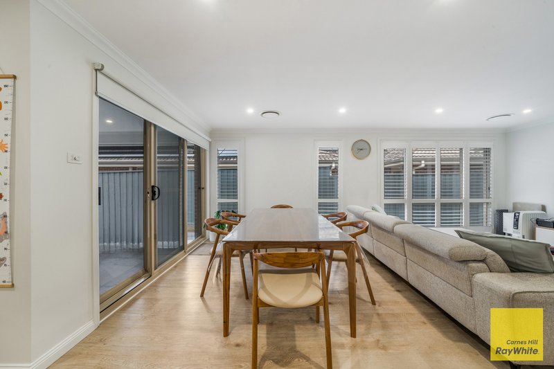 Photo - 66 Moondarra Drive, West Hoxton NSW 2171 - Image 8