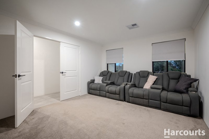 Photo - 66 Moort Rise, Carramar WA 6031 - Image 9