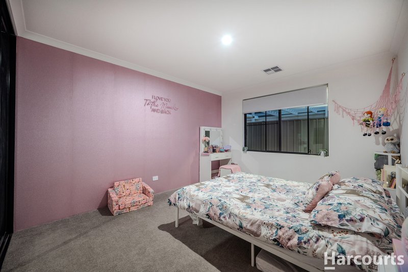Photo - 66 Moort Rise, Carramar WA 6031 - Image 12