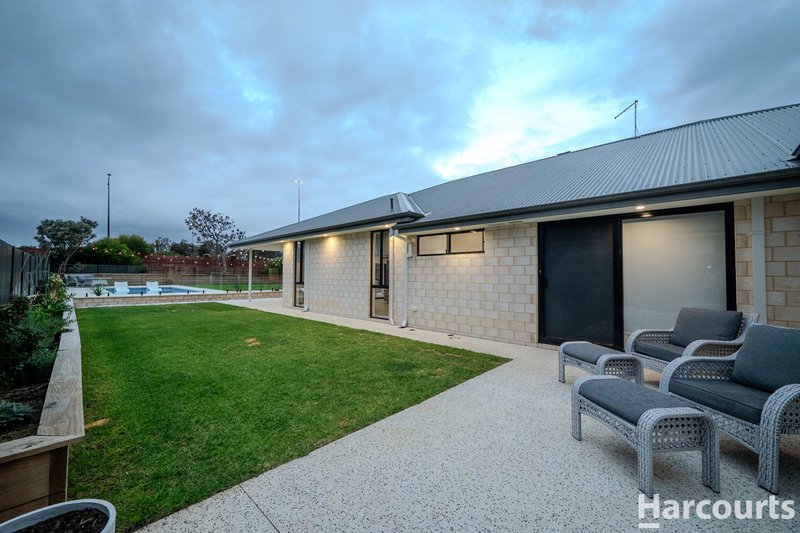 Photo - 66 Moort Rise, Carramar WA 6031 - Image 25