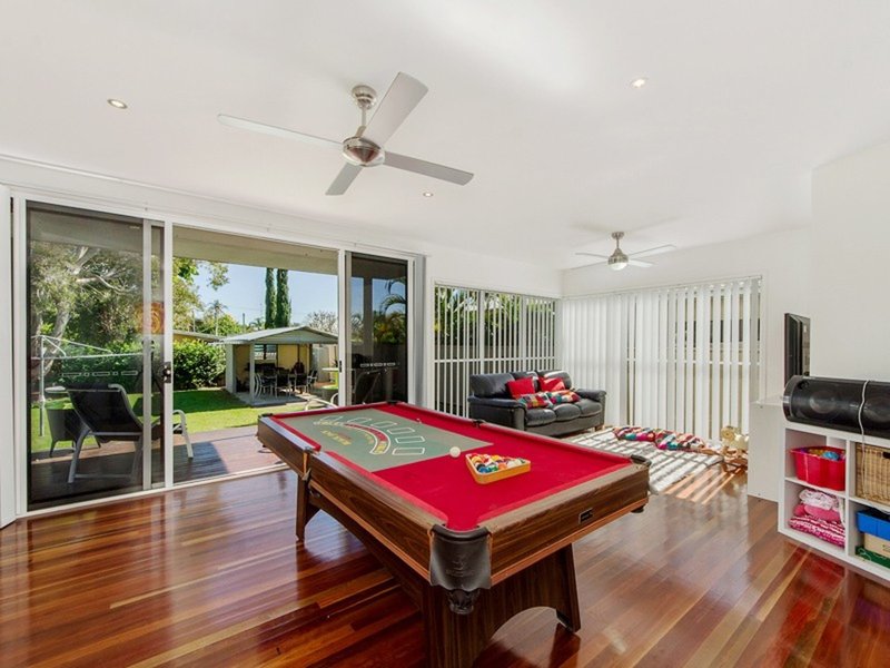 Photo - 66 Morala Avenue, Runaway Bay QLD 4216 - Image 2