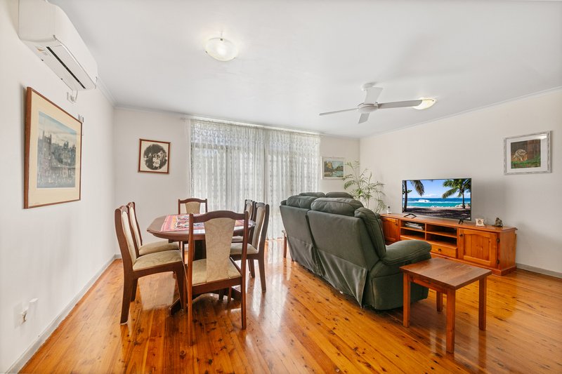 Photo - 66 Natuna Avenue, Budgewoi NSW 2262 - Image 5