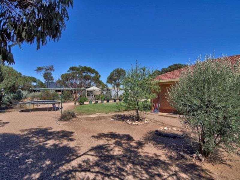 Photo - 66 North Terrace, Moonta Bay SA 5558 - Image 14