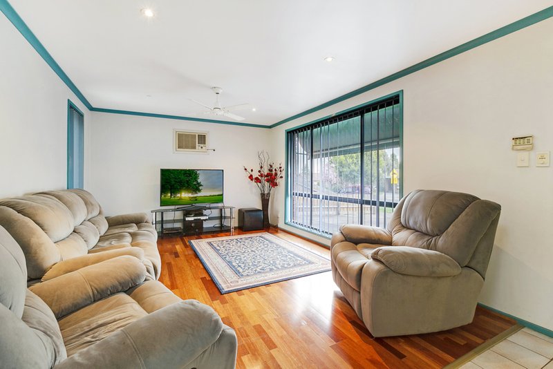 Photo - 66 Northumberland Drive, Epping VIC 3076 - Image 4