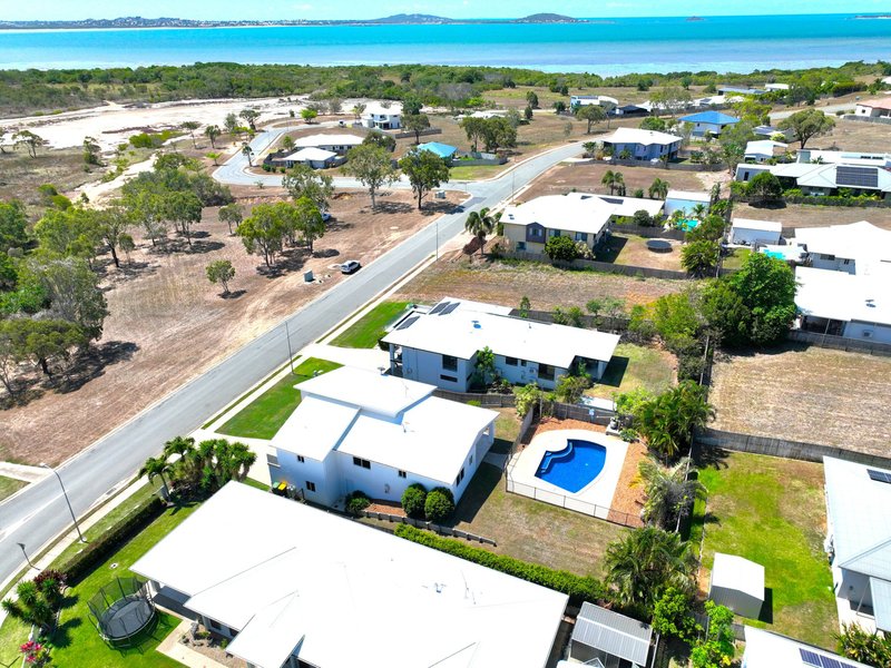 Photo - 66 Ocean View Drive, Bowen QLD 4805 - Image 4