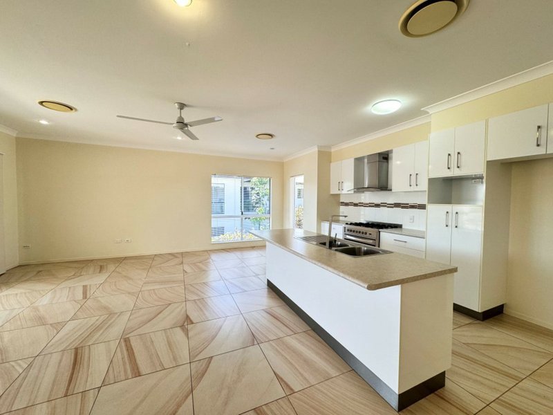 Photo - 66 Ocean View Drive, Bowen QLD 4805 - Image 5