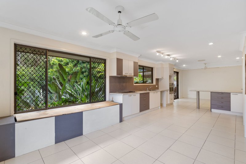 Photo - 66 Parasol Street, Ashmore QLD 4214 - Image 4