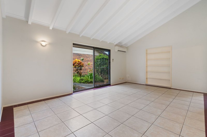 Photo - 66 Parasol Street, Ashmore QLD 4214 - Image 5