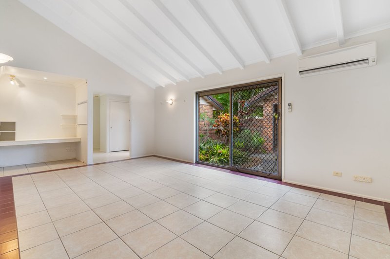 Photo - 66 Parasol Street, Ashmore QLD 4214 - Image 6