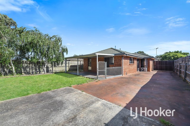 Photo - 66 Raisell Road, Cranbourne West VIC 3977 - Image 14