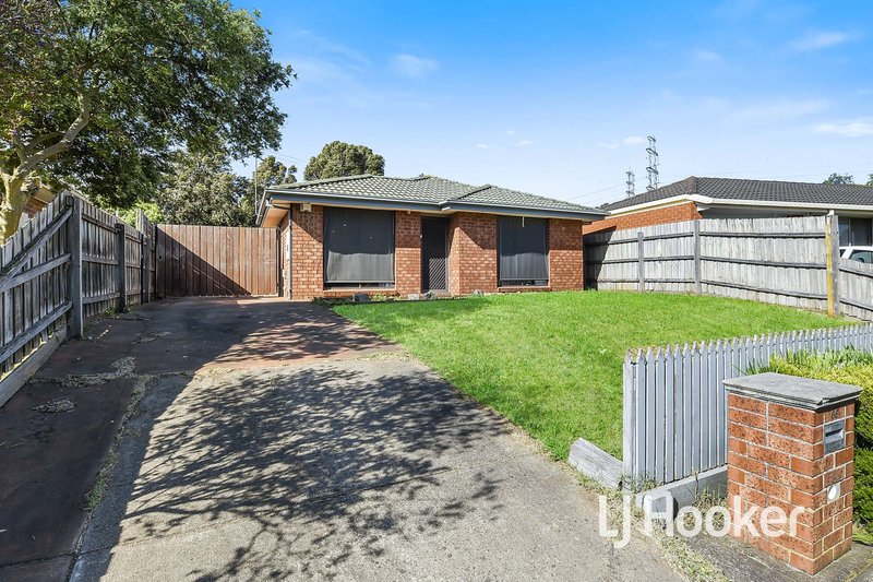 Photo - 66 Raisell Road, Cranbourne West VIC 3977 - Image 18