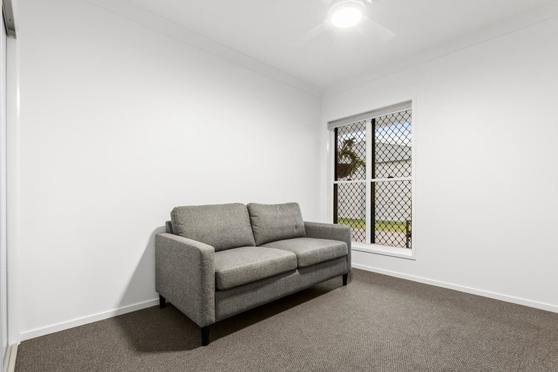 Photo - 66 Reis Road, Highfields QLD 4352 - Image 10