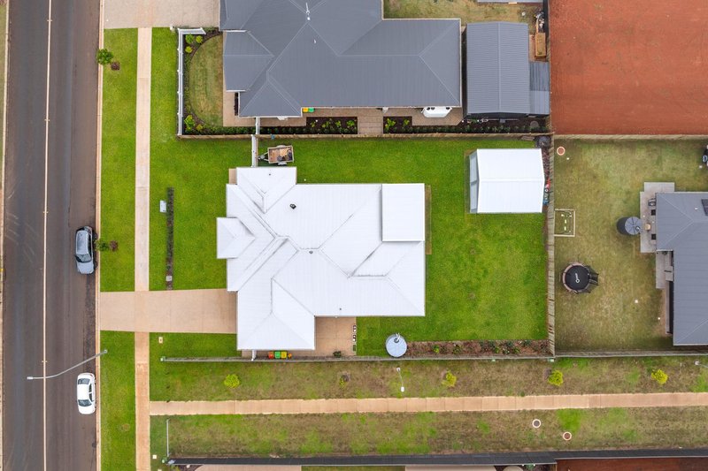 Photo - 66 Reis Road, Highfields QLD 4352 - Image 18