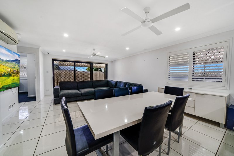 Photo - 66 Ridgevale Boulevard, Holmview QLD 4207 - Image 5