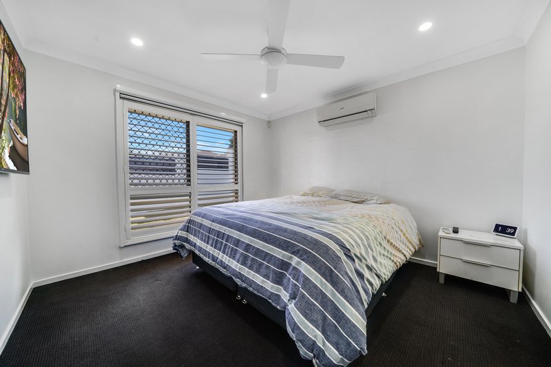 Photo - 66 Ridgevale Boulevard, Holmview QLD 4207 - Image 15