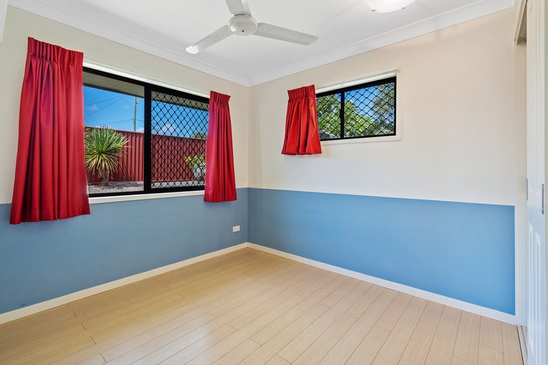 Photo - 66 Robert Stanley Drive, Mount Warren Park QLD 4207 - Image 8