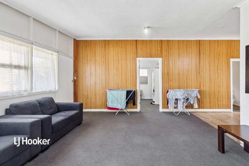 Photo - 66 Rosewarne Crescent, Davoren Park SA 5113 - Image 3