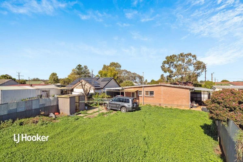 Photo - 66 Rosewarne Crescent, Davoren Park SA 5113 - Image 12