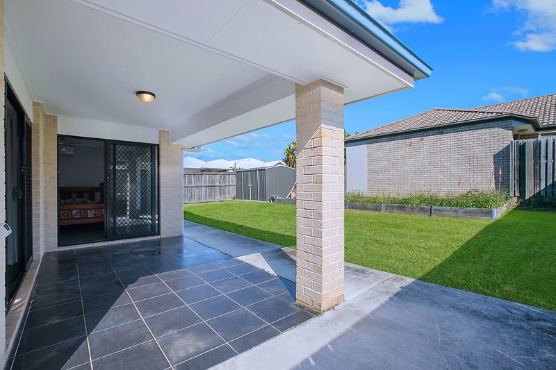 Photo - 66 Sandalwood Crescent, Griffin QLD 4503 - Image 14