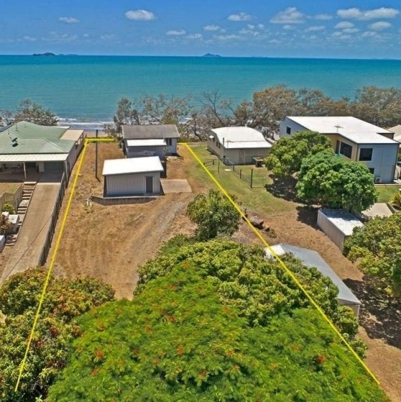 Photo - 66 Schofield Parade, Keppel Sands QLD 4702 - Image 2