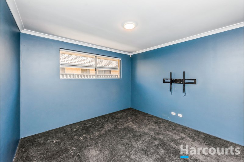 Photo - 66 Semerwater Crescent, Aveley WA 6069 - Image 11