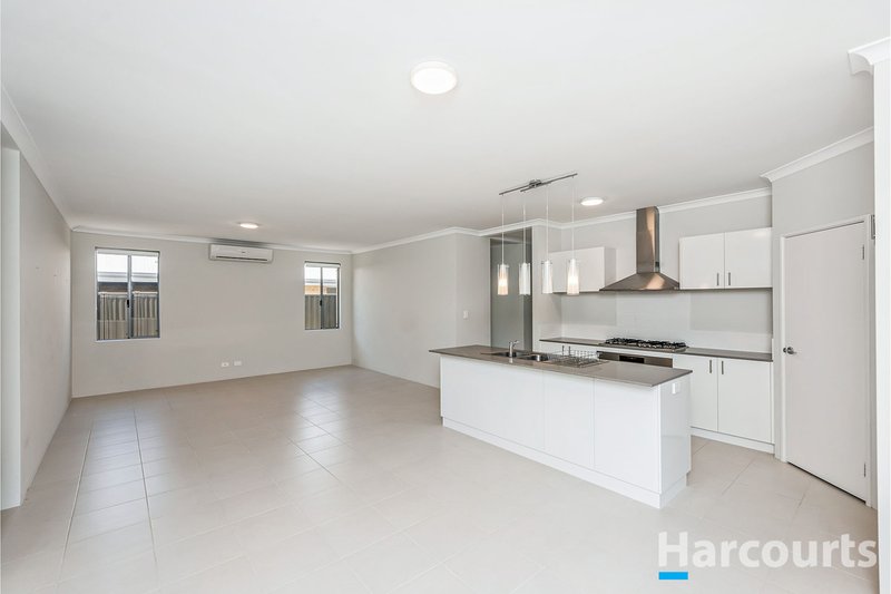 Photo - 66 Semerwater Crescent, Aveley WA 6069 - Image 16