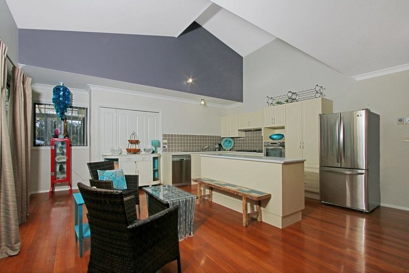 Photo - 66 Settlers Way, Mollymook NSW 2539 - Image 2