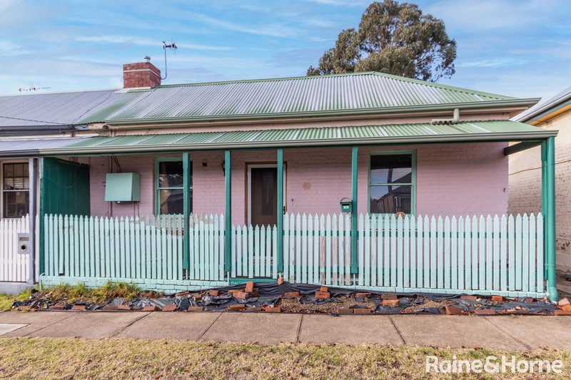 66 Seymour Street, Bathurst NSW 2795