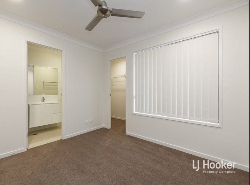 Photo - 66 Skyblue Circuit, Yarrabilba QLD 4207 - Image 6