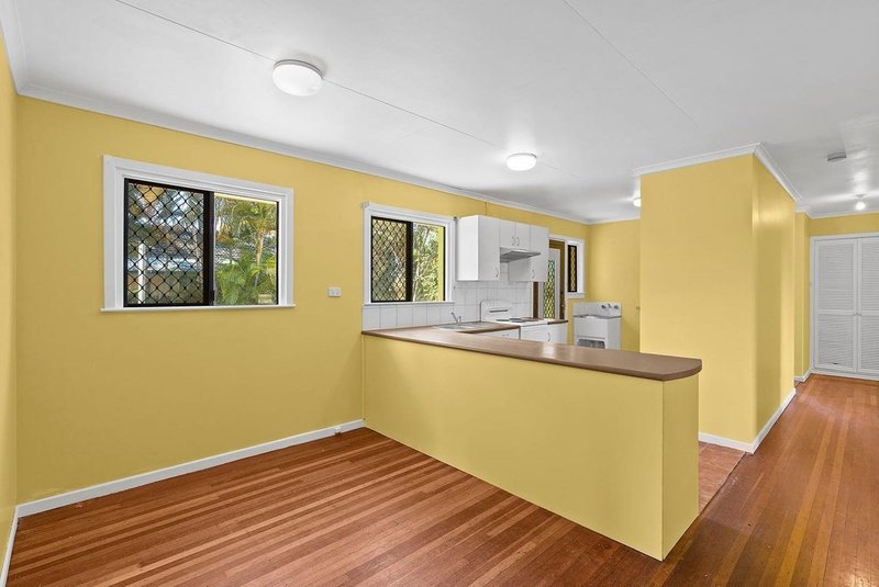 Photo - 66 Smith Road, Woodridge QLD 4114 - Image 5