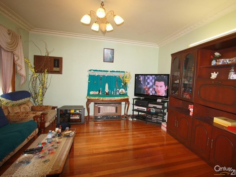 Photo - 66 St James Ave , Springvale VIC 3171 - Image 5