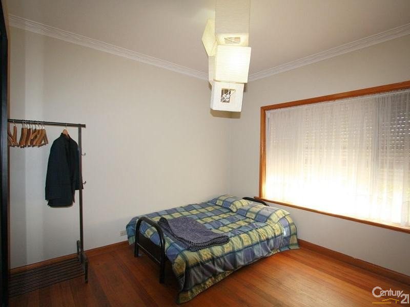 Photo - 66 St James Ave , Springvale VIC 3171 - Image 7