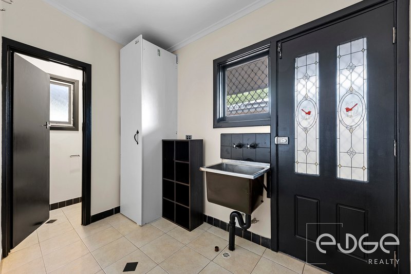 Photo - 66 St Leonard Crescent, Elizabeth Downs SA 5113 - Image 12