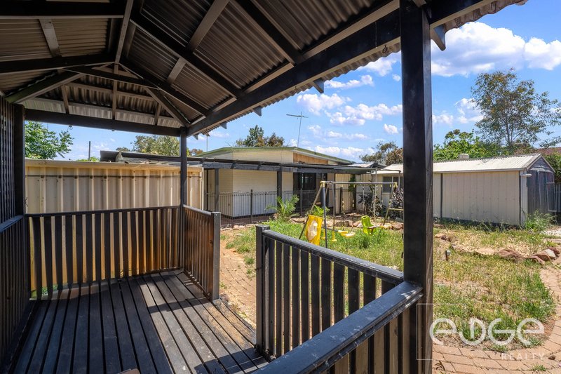 Photo - 66 St Leonard Crescent, Elizabeth Downs SA 5113 - Image 15