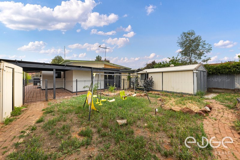 Photo - 66 St Leonard Crescent, Elizabeth Downs SA 5113 - Image 16