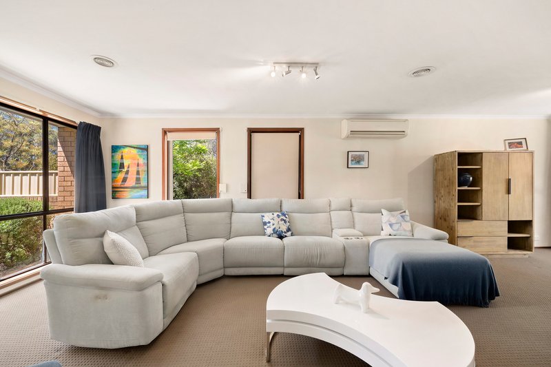 Photo - 66 Stieglitz Circuit, Kambah ACT 2902 - Image 4