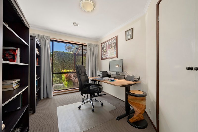 Photo - 66 Stieglitz Circuit, Kambah ACT 2902 - Image 13