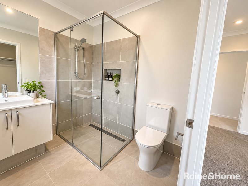 Photo - 66 Summerstone Boulevard, Morayfield QLD 4506 - Image 5