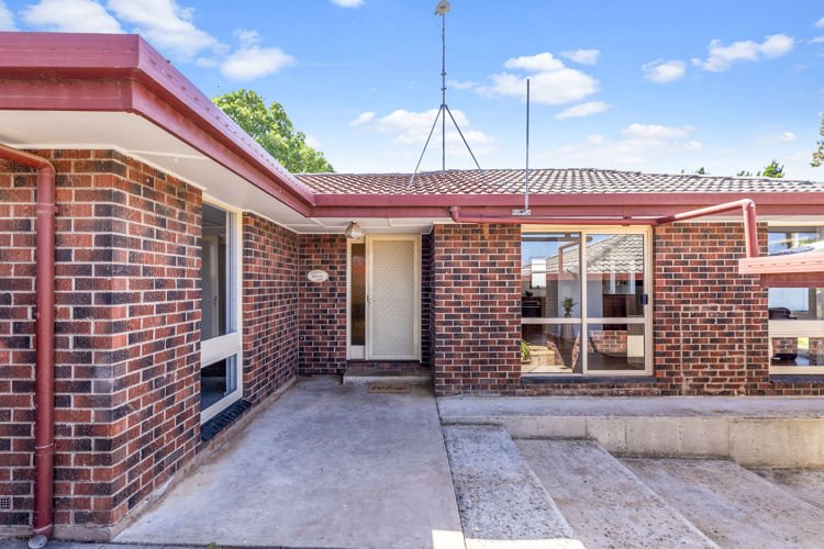 Photo - 66 Target Hill Road, Salisbury Heights SA 5109 - Image 4