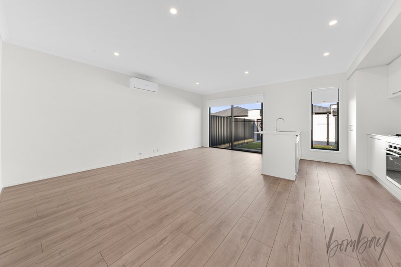 Photo - 66 Templemore Road, Beveridge VIC 3753 - Image 4